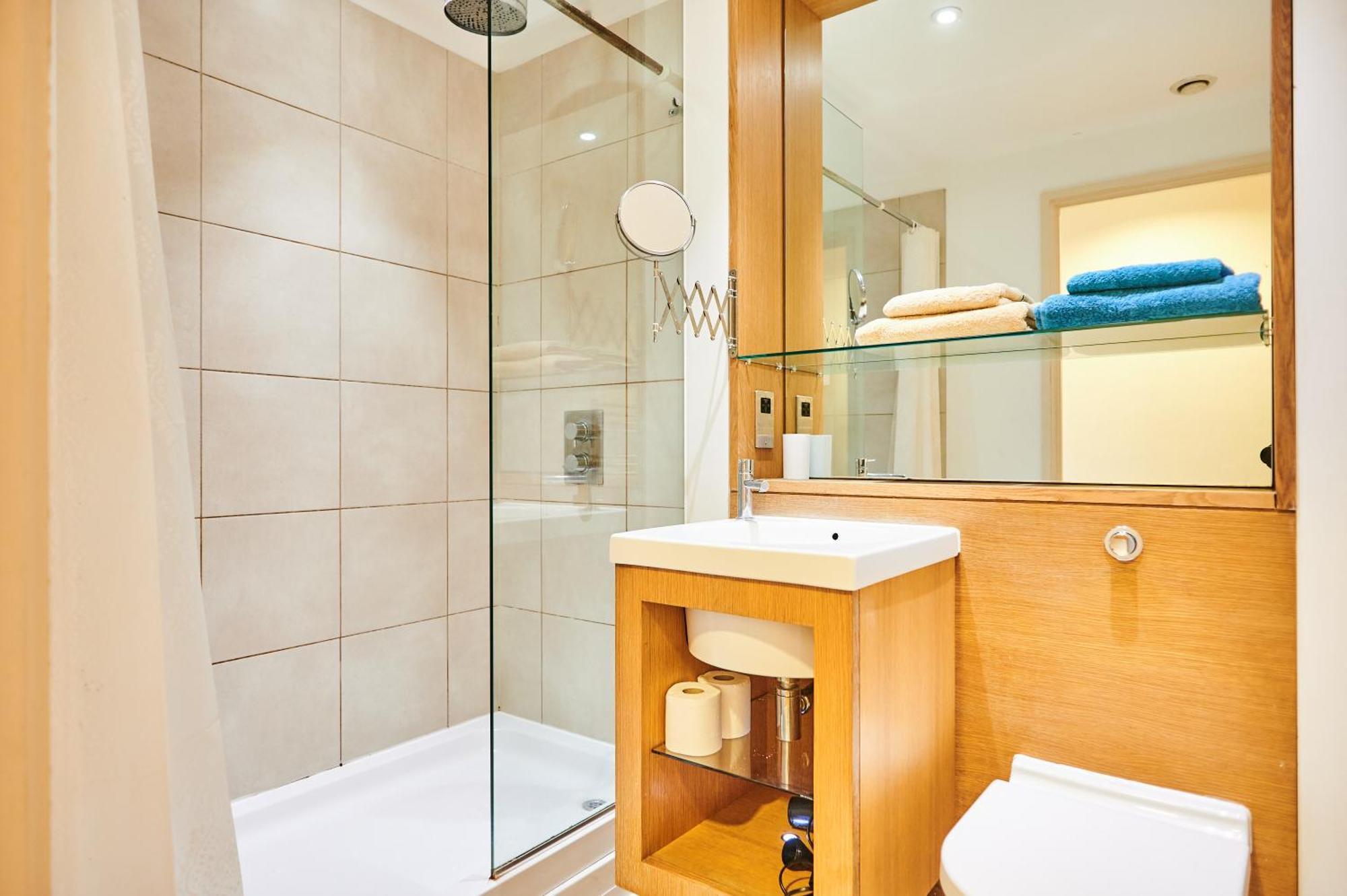 Bright 2 Bedroom Flat In Old Street With Balcony Londres Exterior foto