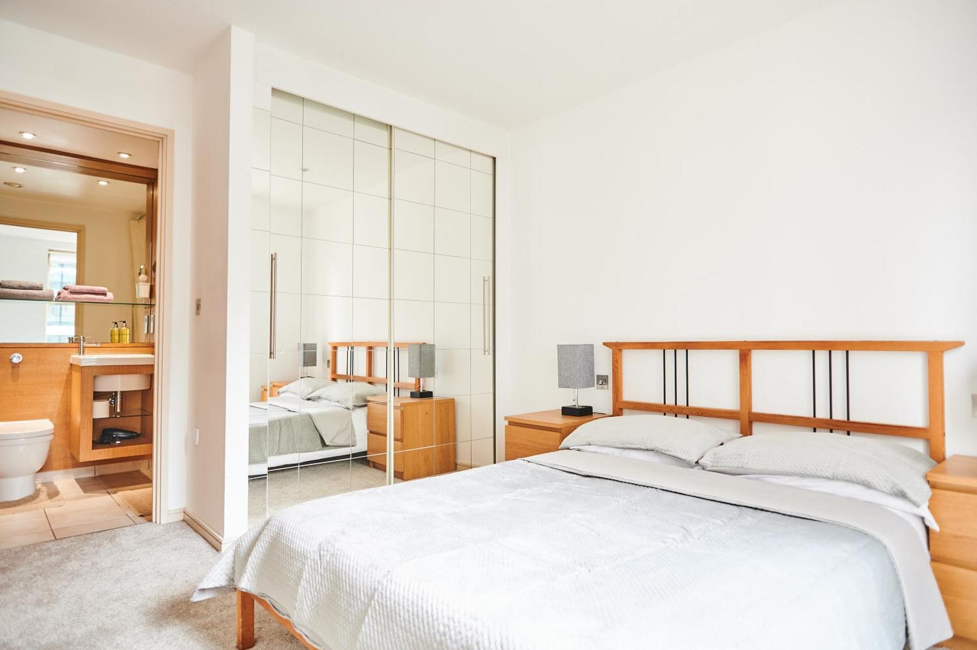 Bright 2 Bedroom Flat In Old Street With Balcony Londres Exterior foto
